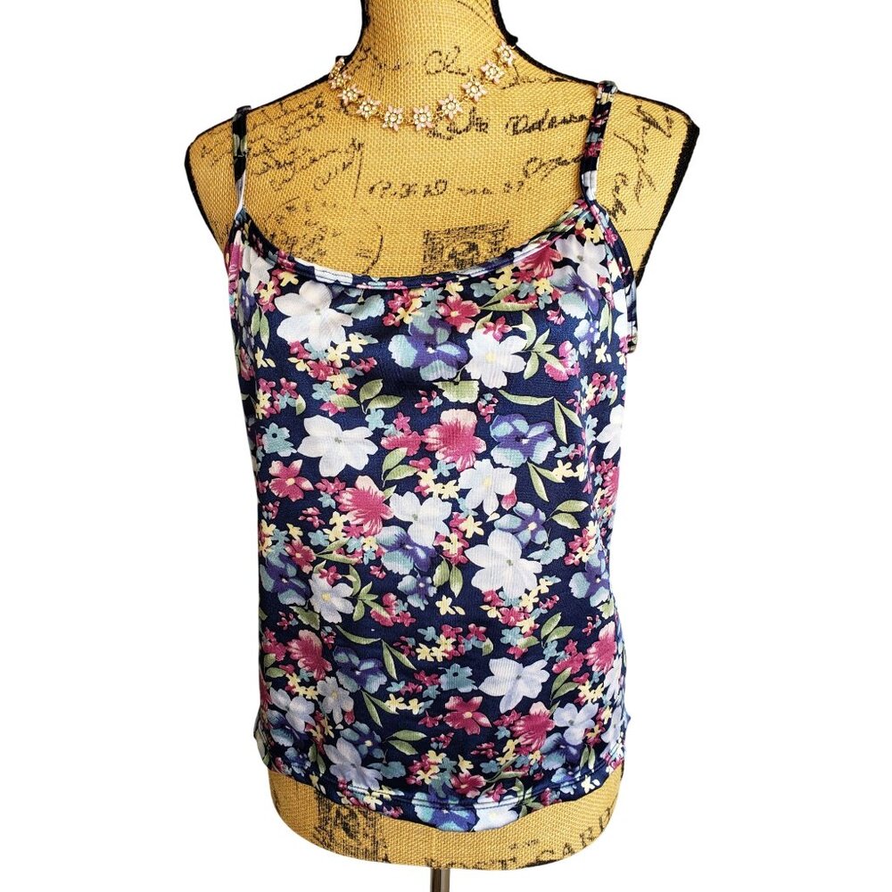 Secret Treasures Camisole XL Tank Top Vibrant Floral Sleek Textured Layering Pie